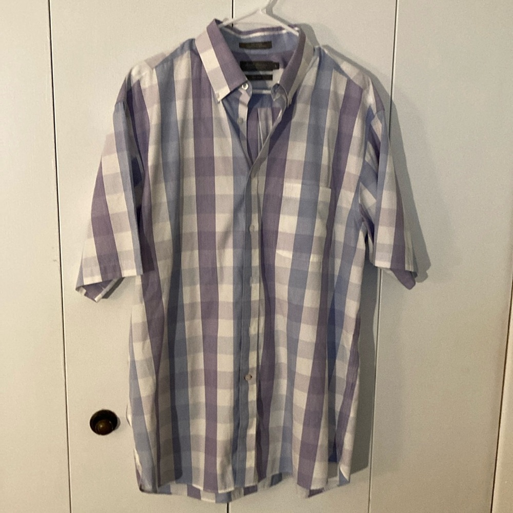 Daniel Cremieux Blue and White Casual Button Down Shirt